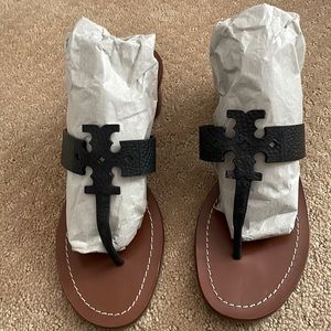 Black leather Tory Burch Sandal EUC